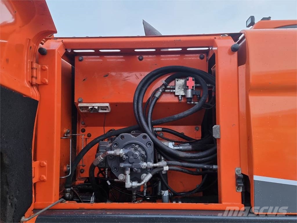 Doosan DX225LC Excavadoras de cadenas