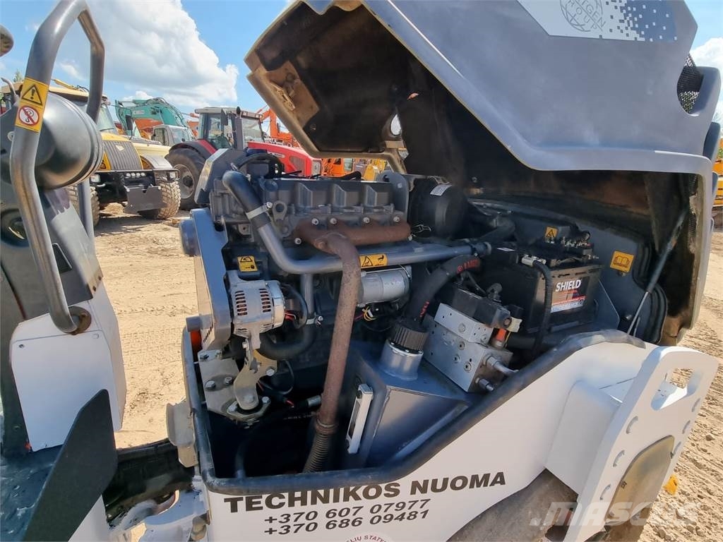 Hamm HD 13VV 双轮压路机
