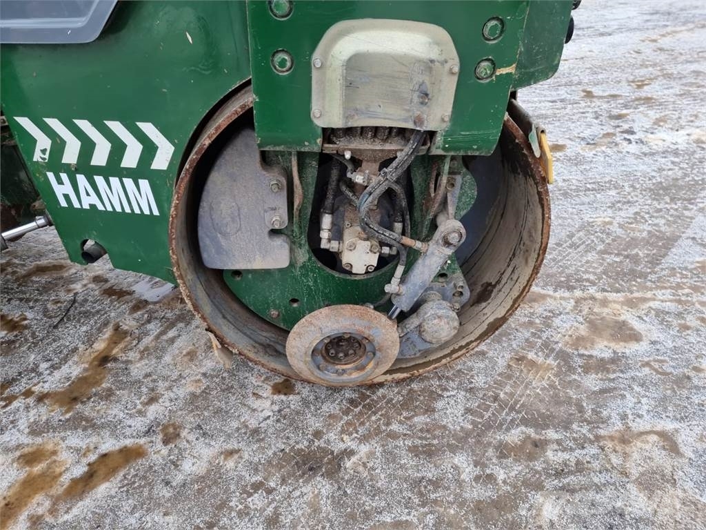 Hamm HD14W 双轮压路机