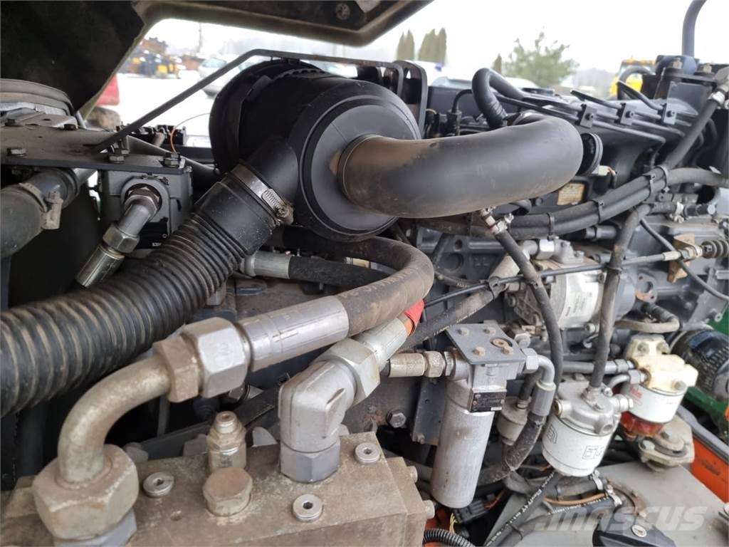 Hamm HD14W 双轮压路机