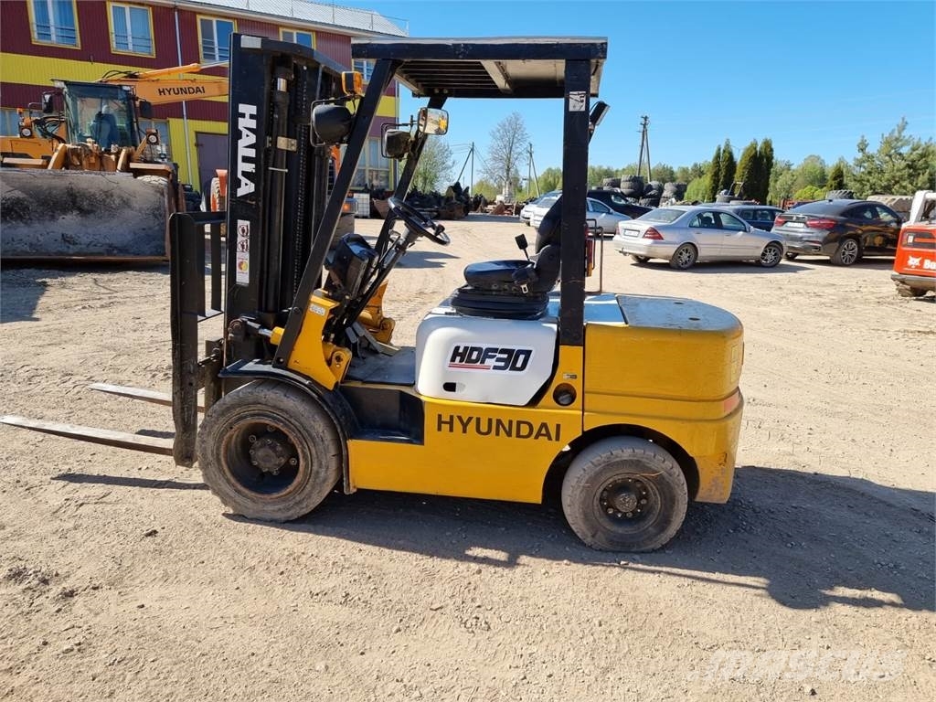 Hyundai Halla HDF30 Diesel forklifts