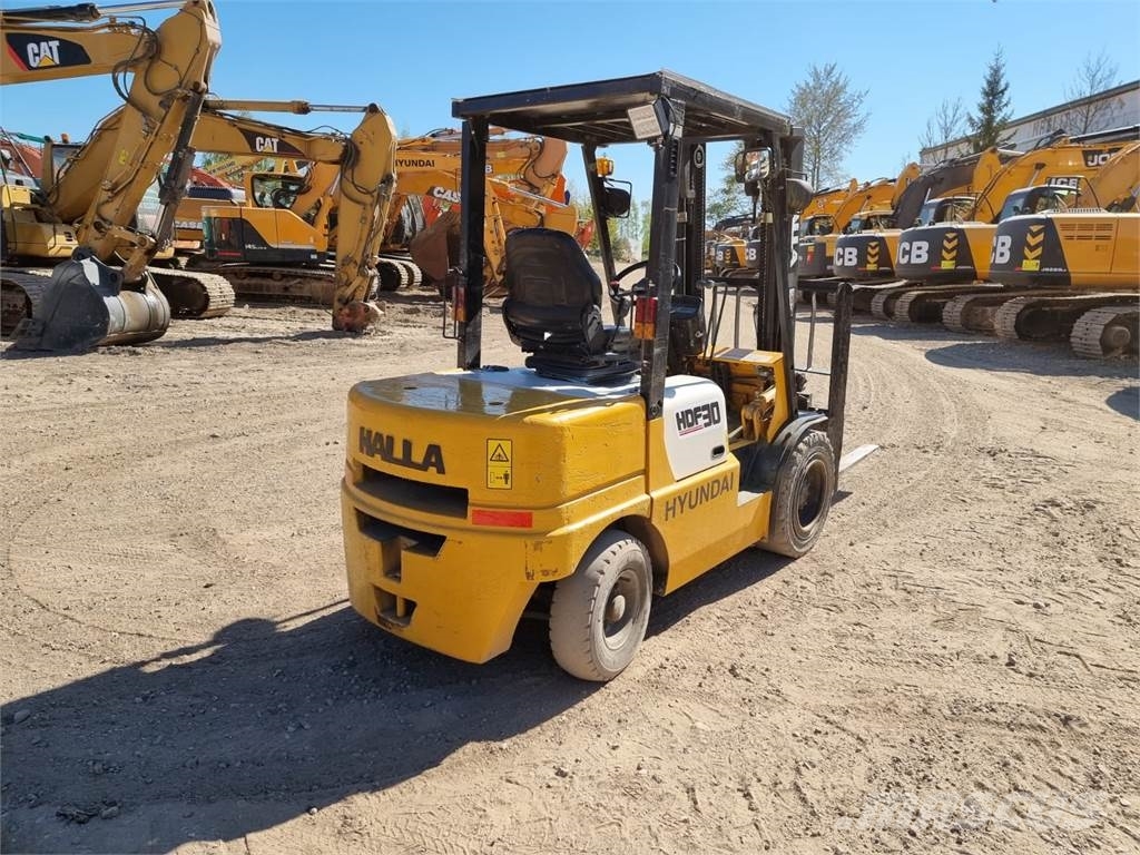 Hyundai Halla HDF30 Diesel forklifts