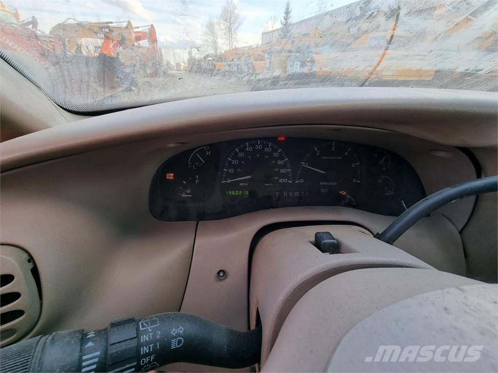 Kita Navigator Carros