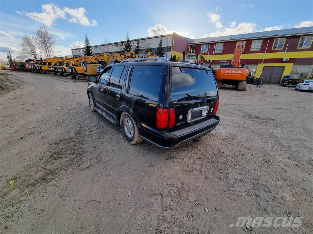 Kita Navigator Carros
