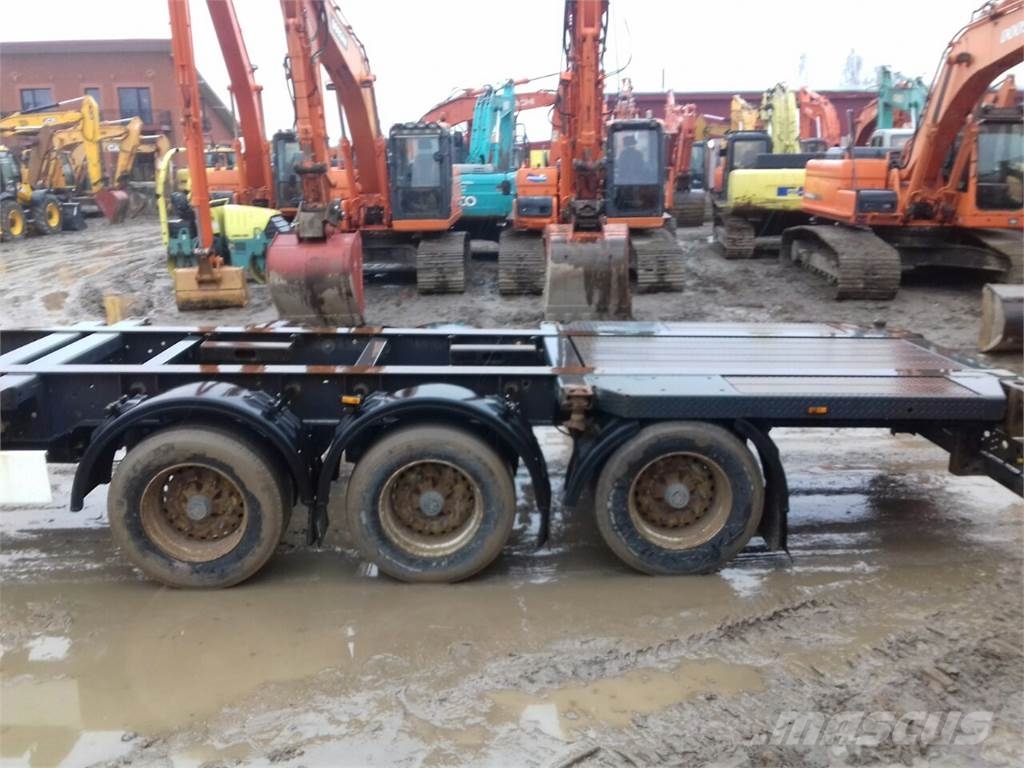 Kita SW24 Semirimorchi portacontainer