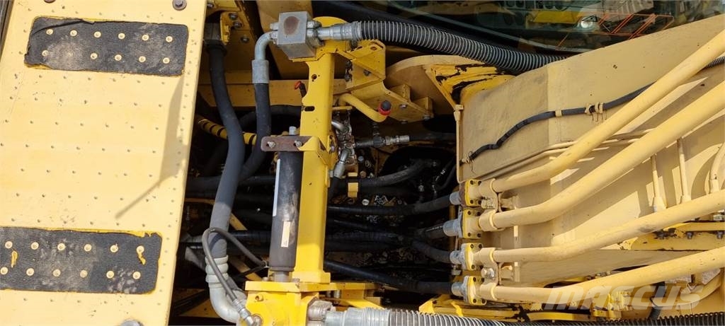 Komatsu PC210LC Rupsgraafmachines