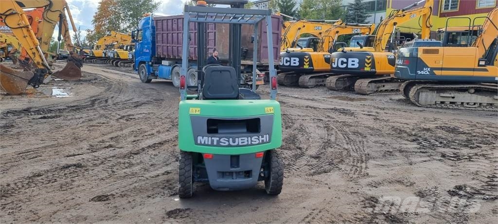 Mitsubishi FD20 Dizelski viličarji
