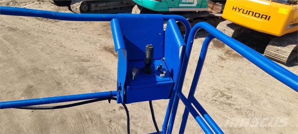 UpRight LX41DD LX-41D 4x4 Ножични работни платформи