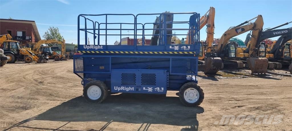 UpRight LX41DD LX-41D 4x4 Ножични работни платформи