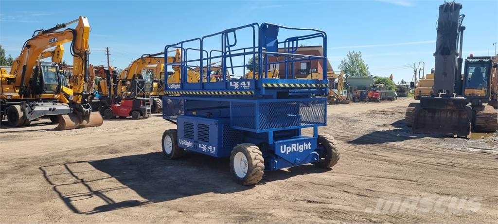 UpRight LX41DD LX-41D 4x4 Ножични работни платформи