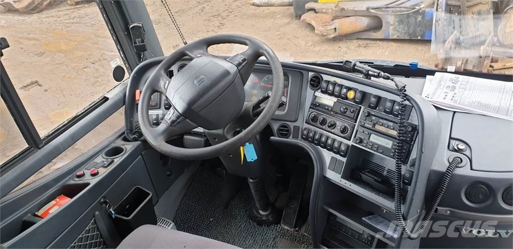 Volvo B -12M 9700 Другие автобусы