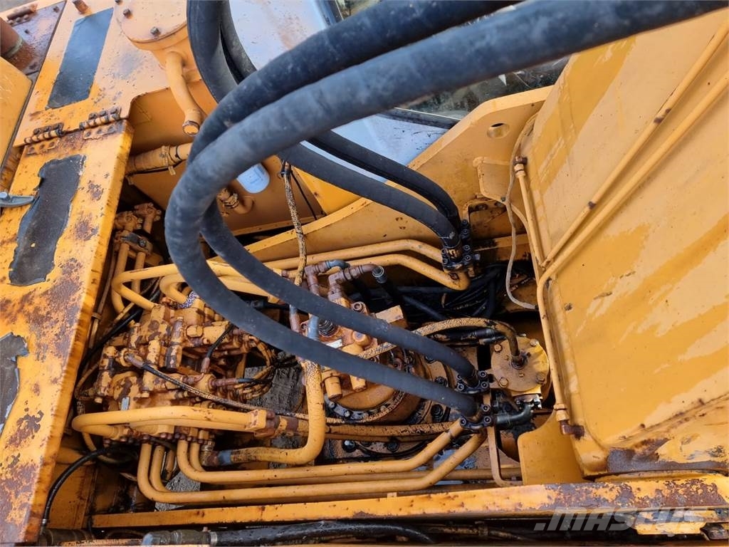 Volvo SAMSUNG SE 210LC 대형 굴삭기 29톤 이상