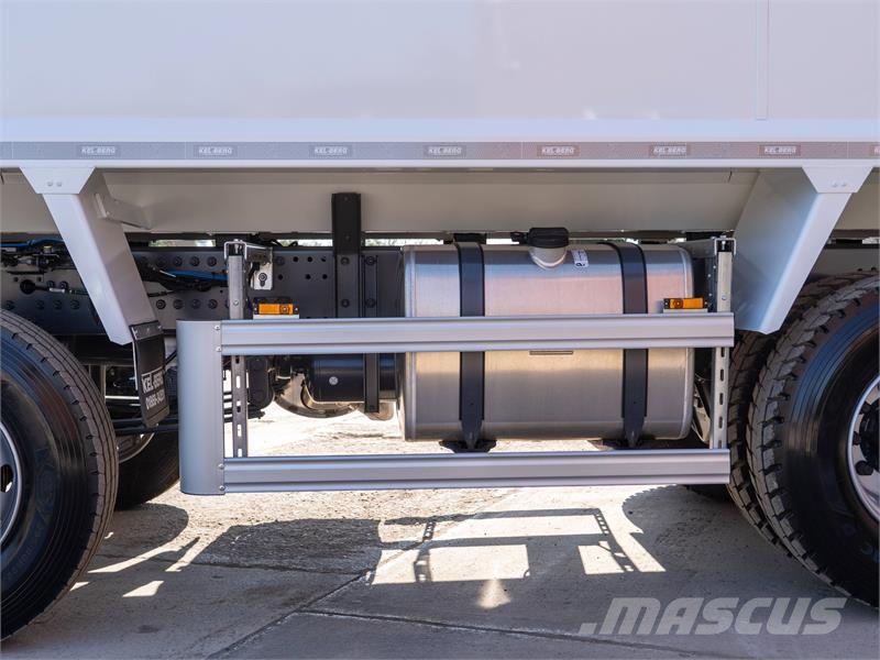DAF XDC Tipper trucks