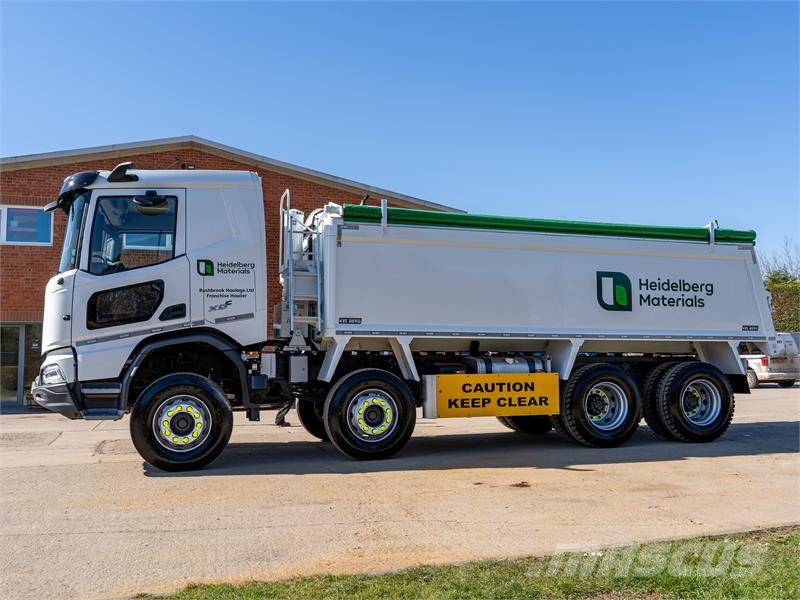 DAF XDC Camion benne