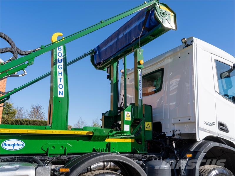 DAF XDC Hook lift trucks