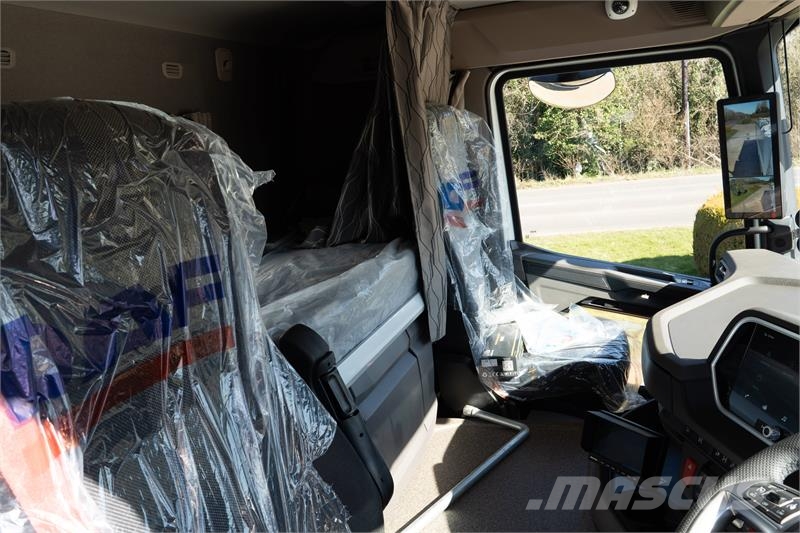 DAF XDC Camion benne