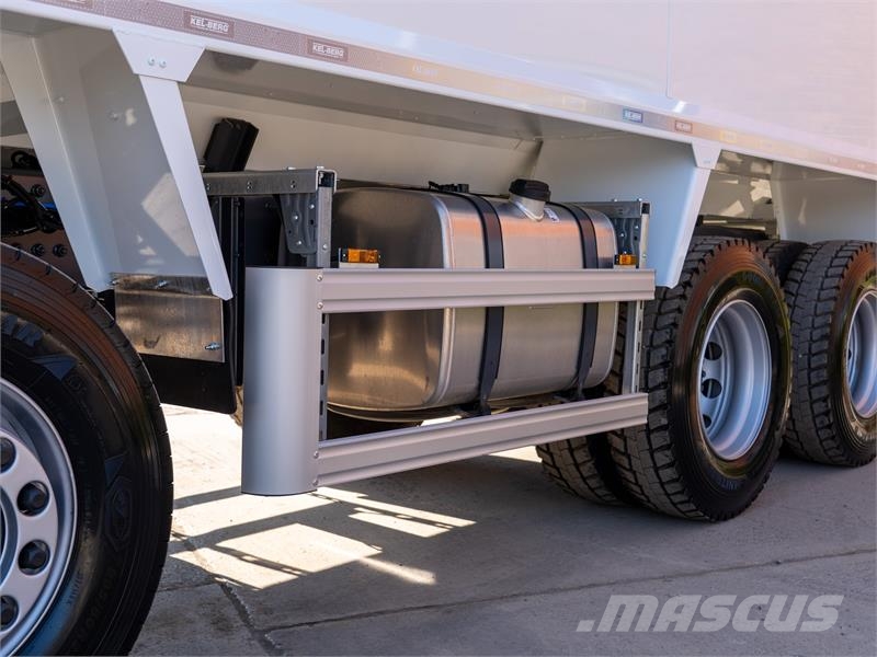 DAF XDC Tipper trucks