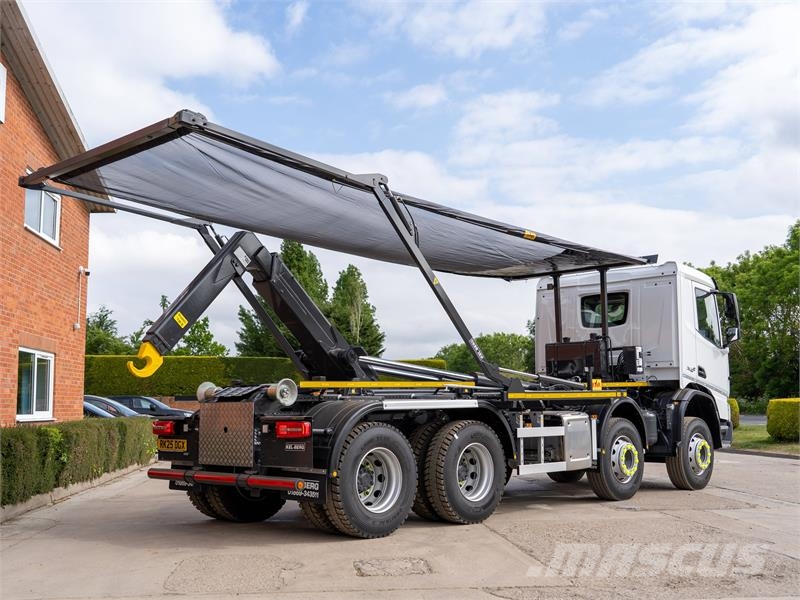DAF XDC Hook lift trucks