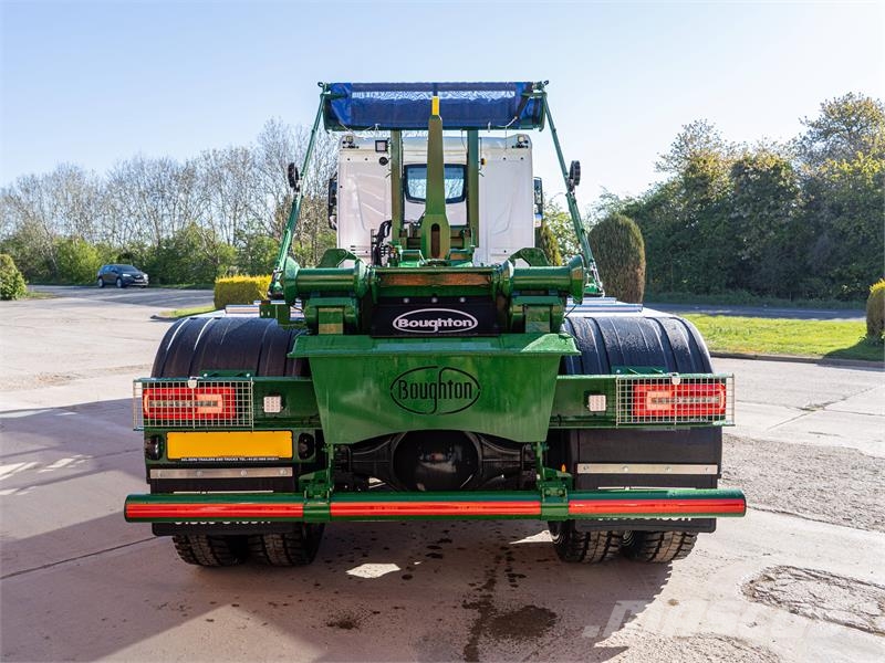 DAF XDC Hook lift trucks