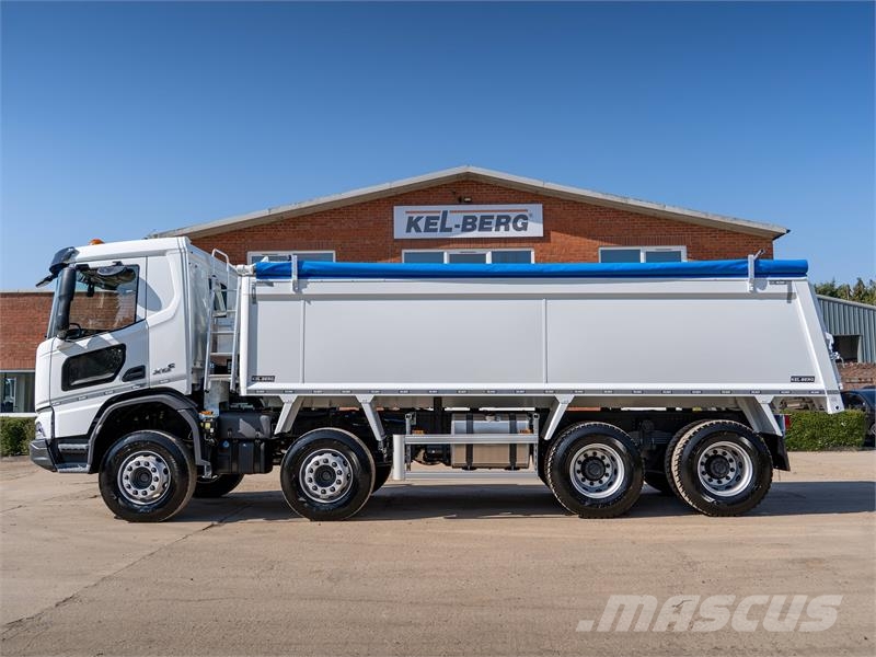 DAF XDC Tipper trucks