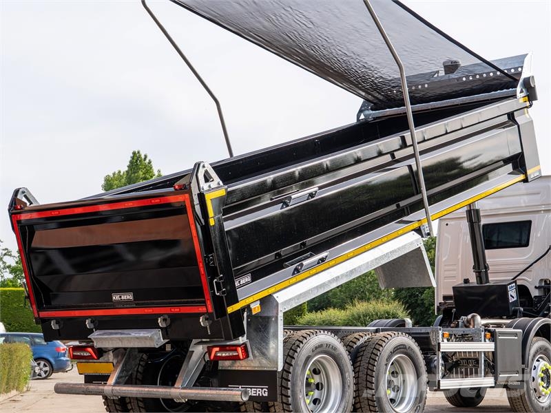 Scania P420 XT Tipper trucks