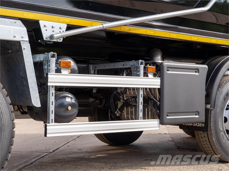 Scania P420 XT Tipper trucks
