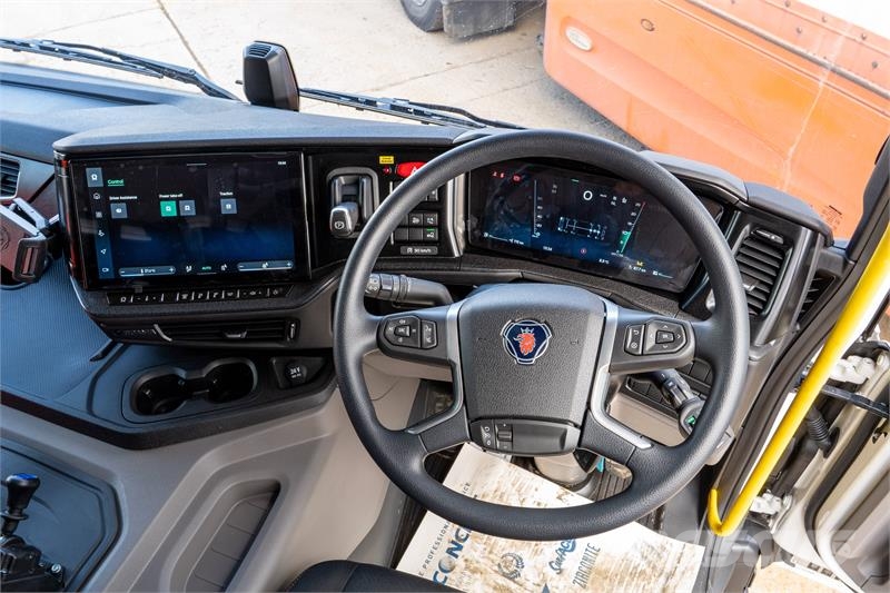 Scania P420 XT Φορτηγά Ανατροπή