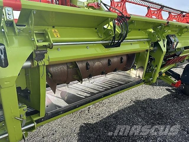 CLAAS LEXION 8800 TT - Convio flex 1380 - ex Demo Kombajni