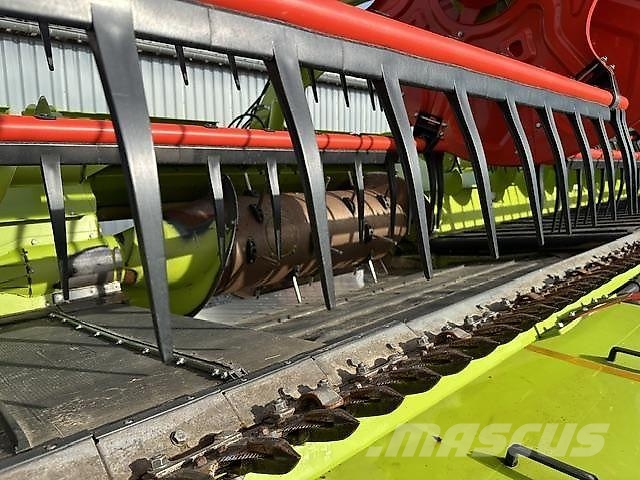 CLAAS LEXION 8800 TT - Convio flex 1380 - ex Demo Kombajni