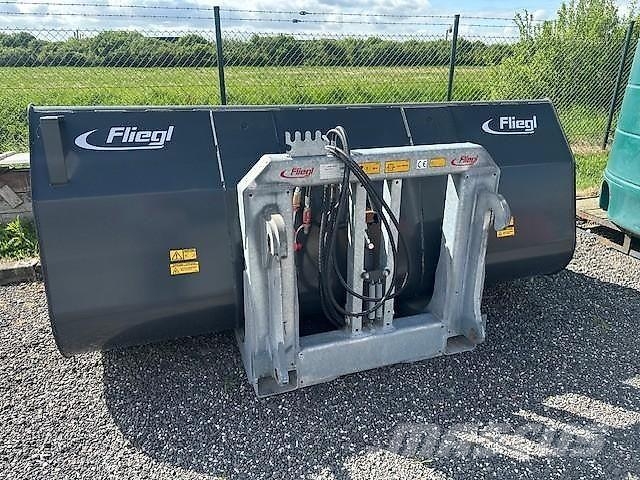 Fliegl HKES 2800 - Hochkippschaufel zum CLAAS TORION ماكينات زراعية - غير ذلك