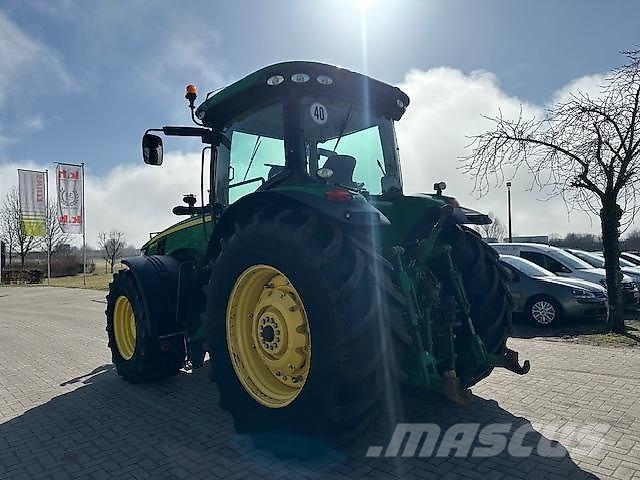 John Deere 8310R Traktorit