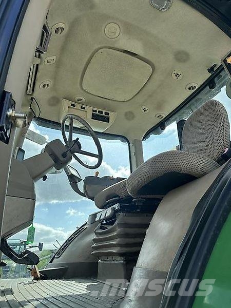 John Deere 8310R Traktorit
