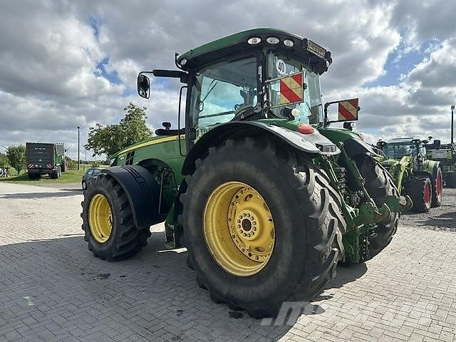 John Deere 8310R Traktorit