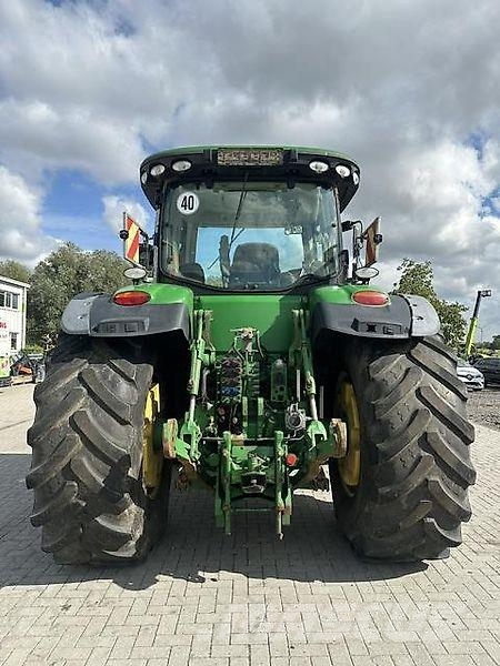 John Deere 8310R Traktorit