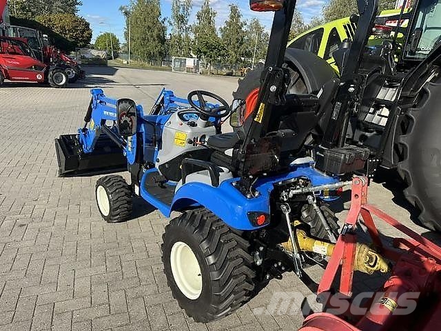 New Holland Boomer 25 C + Sauerburger UMN 1400 Sonstige Landmaschinen