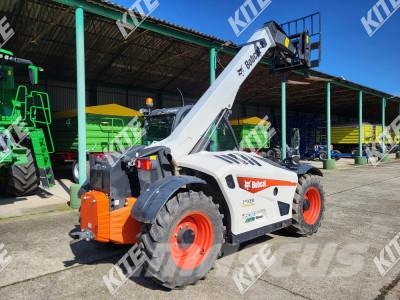 Bobcat TL 30.70 Agri Lauksaimniecības pacēlāji