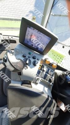 CLAAS Tucano 570 2 WD Sklízecí mlátičky