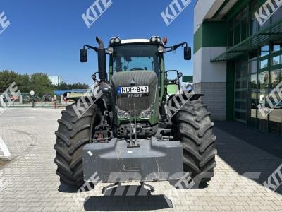 Fendt 927 Vario Traktorji