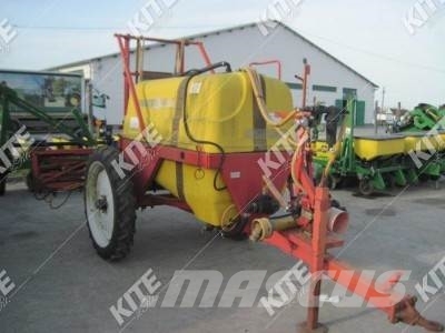 Gambetti Barre 2000/18 Vontatott trágyaszórók