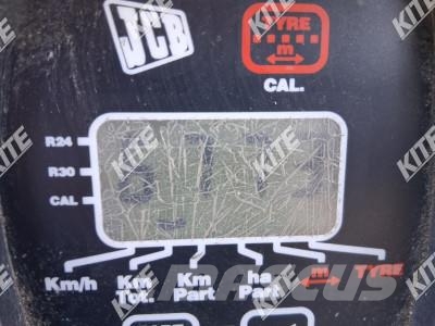 JCB FASTRAC 150 Traktori