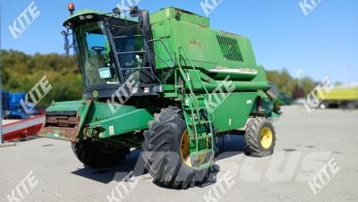 John Deere 1550 CWS Combine de secerat