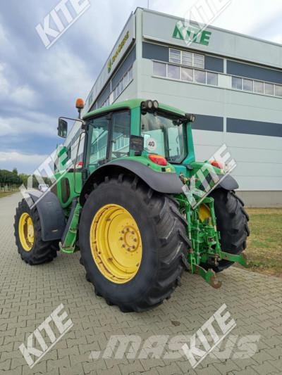 John Deere 6920S الجرارات