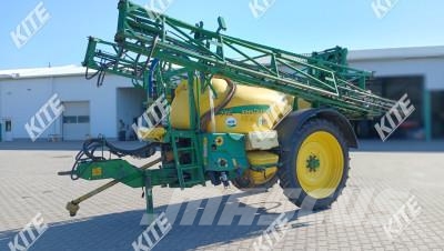 John Deere 732i Причіпні обприскувачі