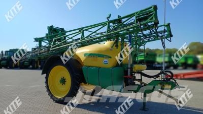 John Deere 732i Причіпні обприскувачі