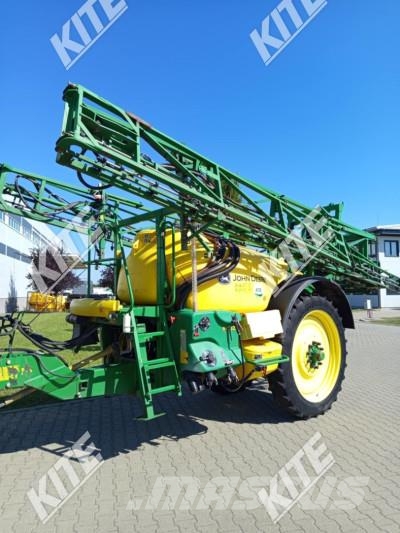 John Deere 732i Vučene prskalice