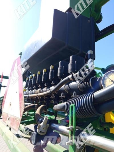 John Deere 732i Vučene prskalice