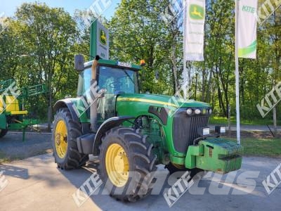 John Deere 8120 Traktory