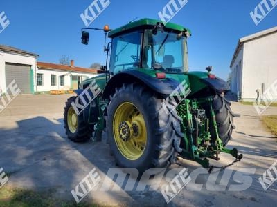 John Deere 8120 Traktory
