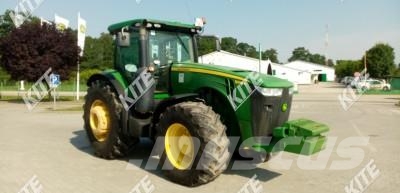 John Deere 8285R Tractoare