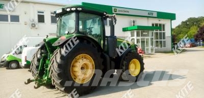 John Deere 8285R Tractoare